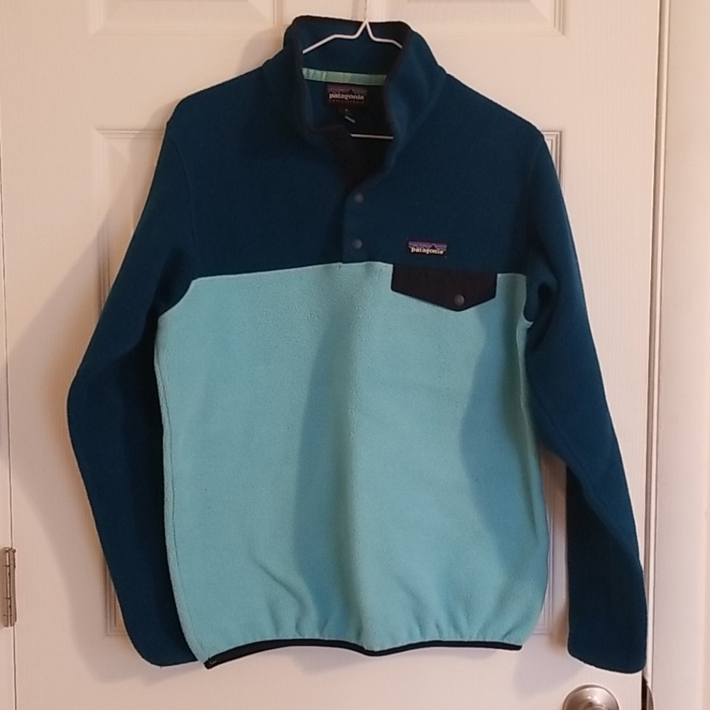 Patagonia pullover jacket